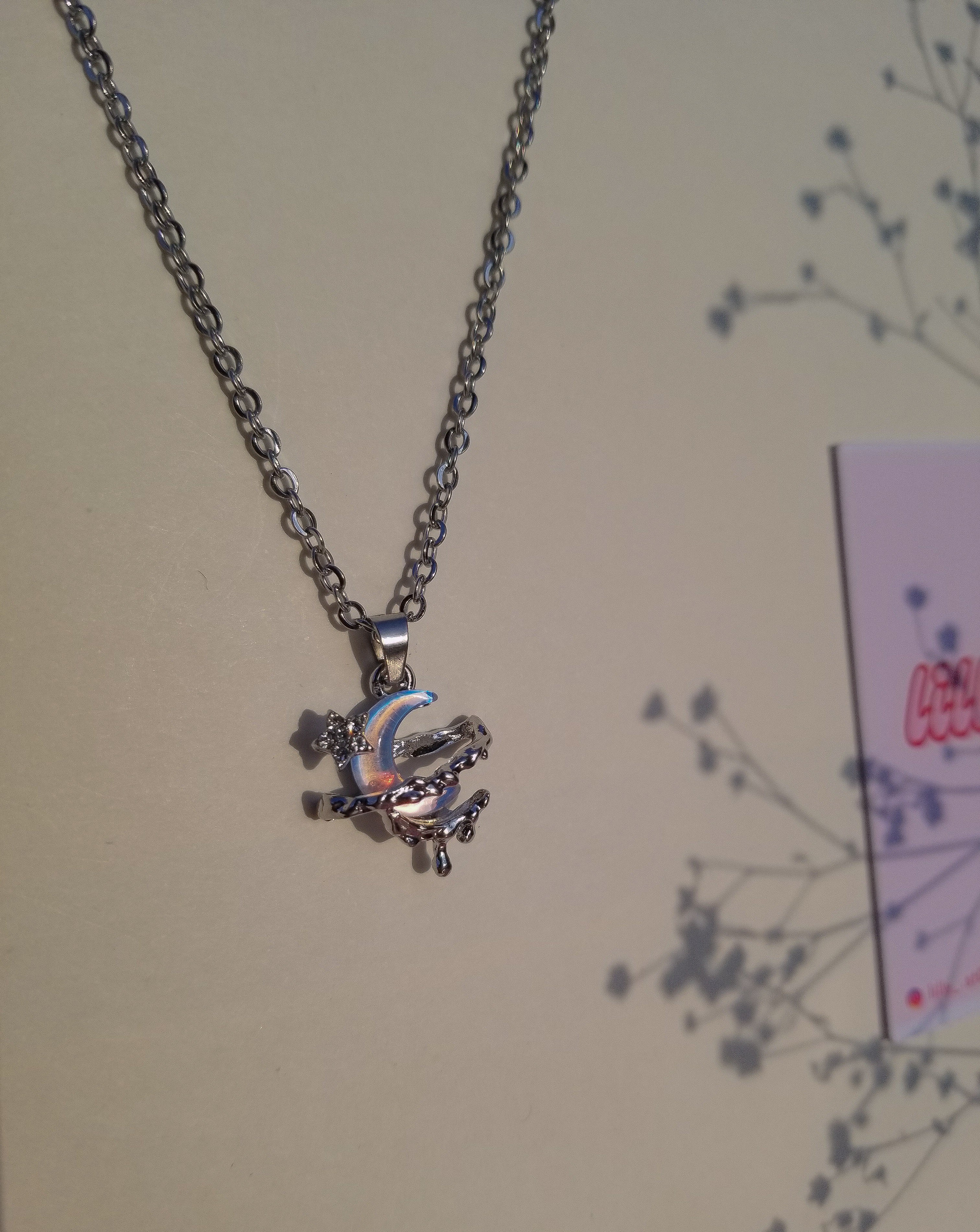 MELTING MOON PENDANT