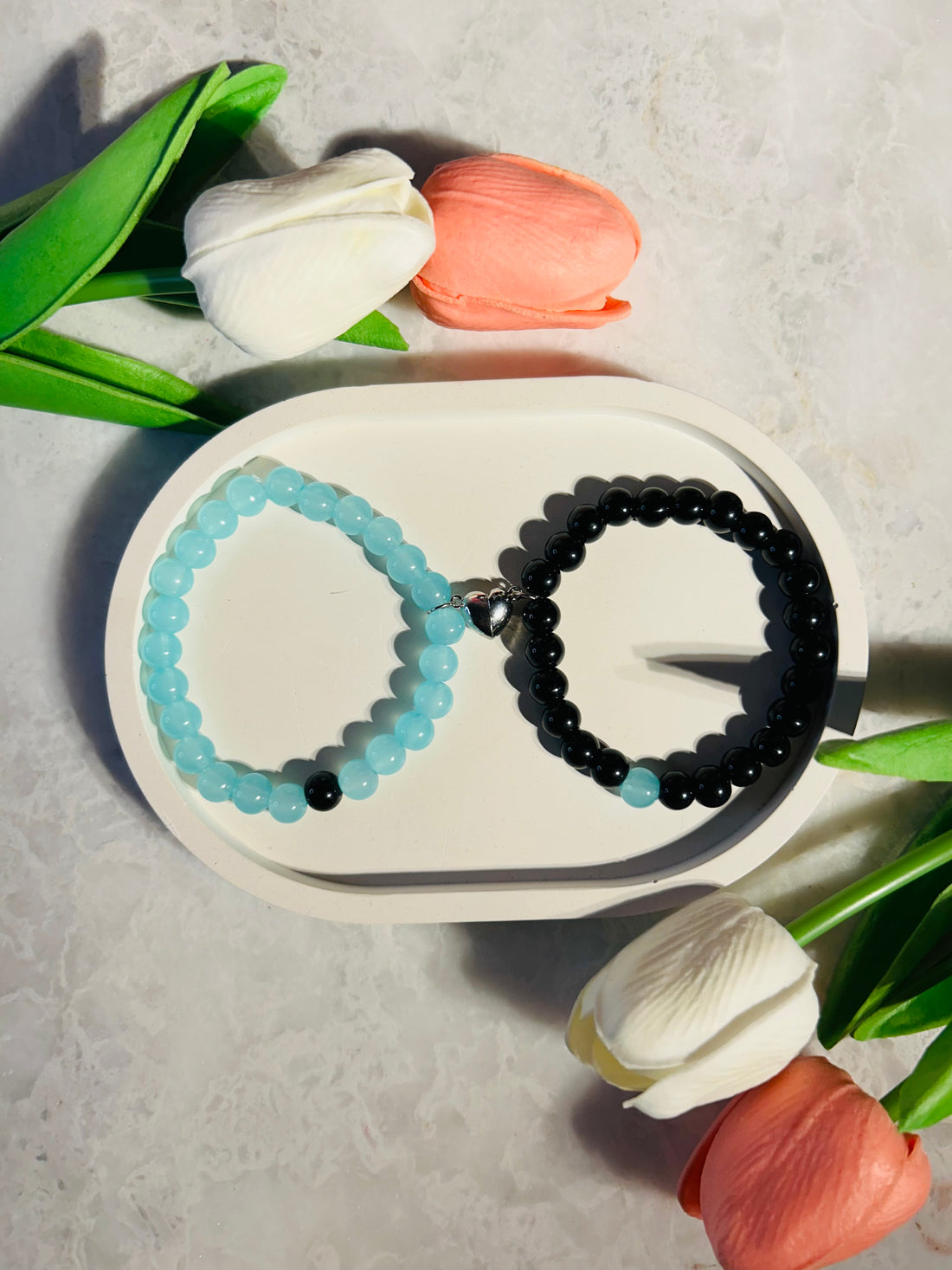 COUPLE BRACELETS WITH MAGNETIC HEART
