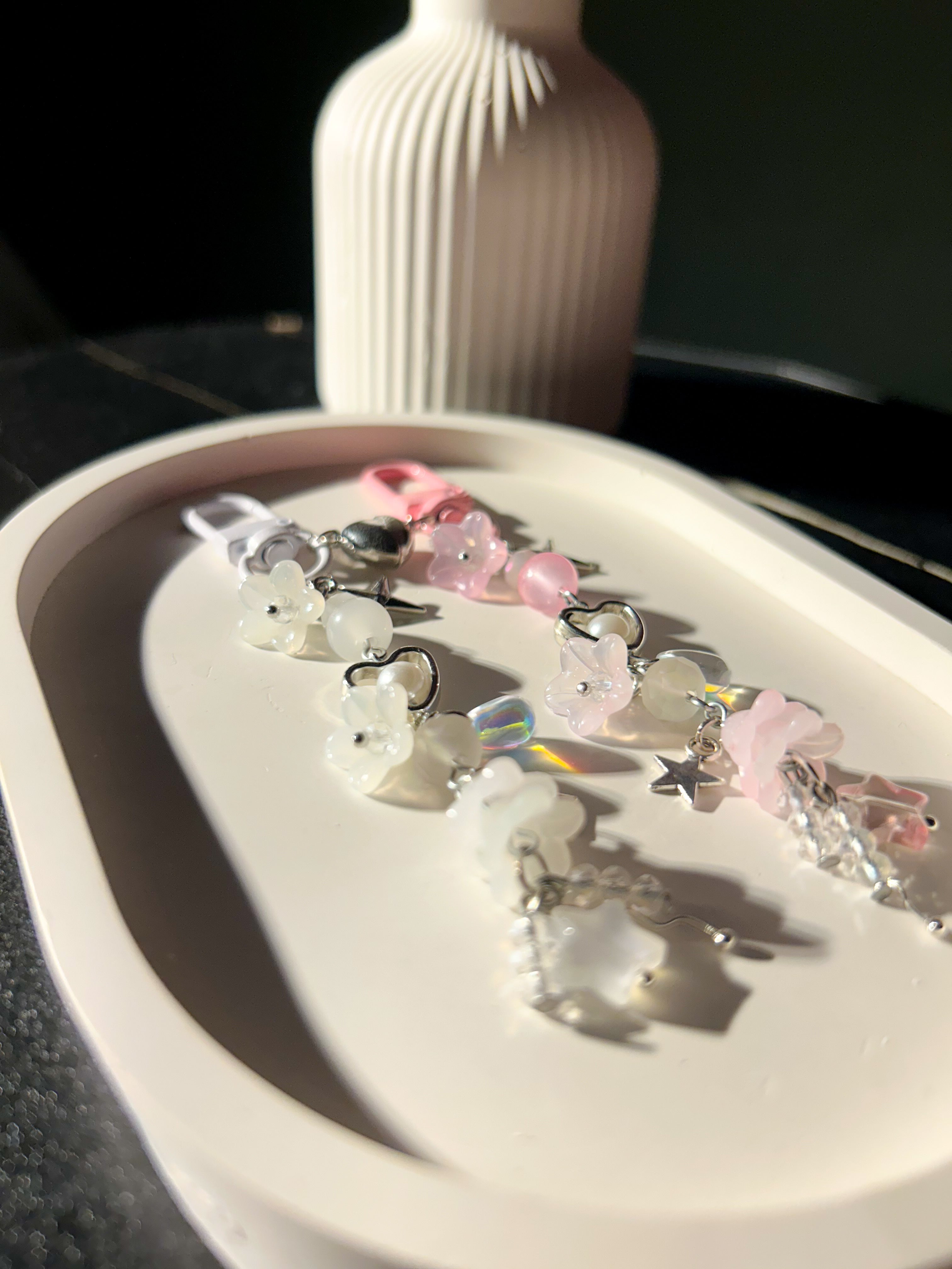 JELLLYFISH MAGNETIC HEART KEYCHAINS