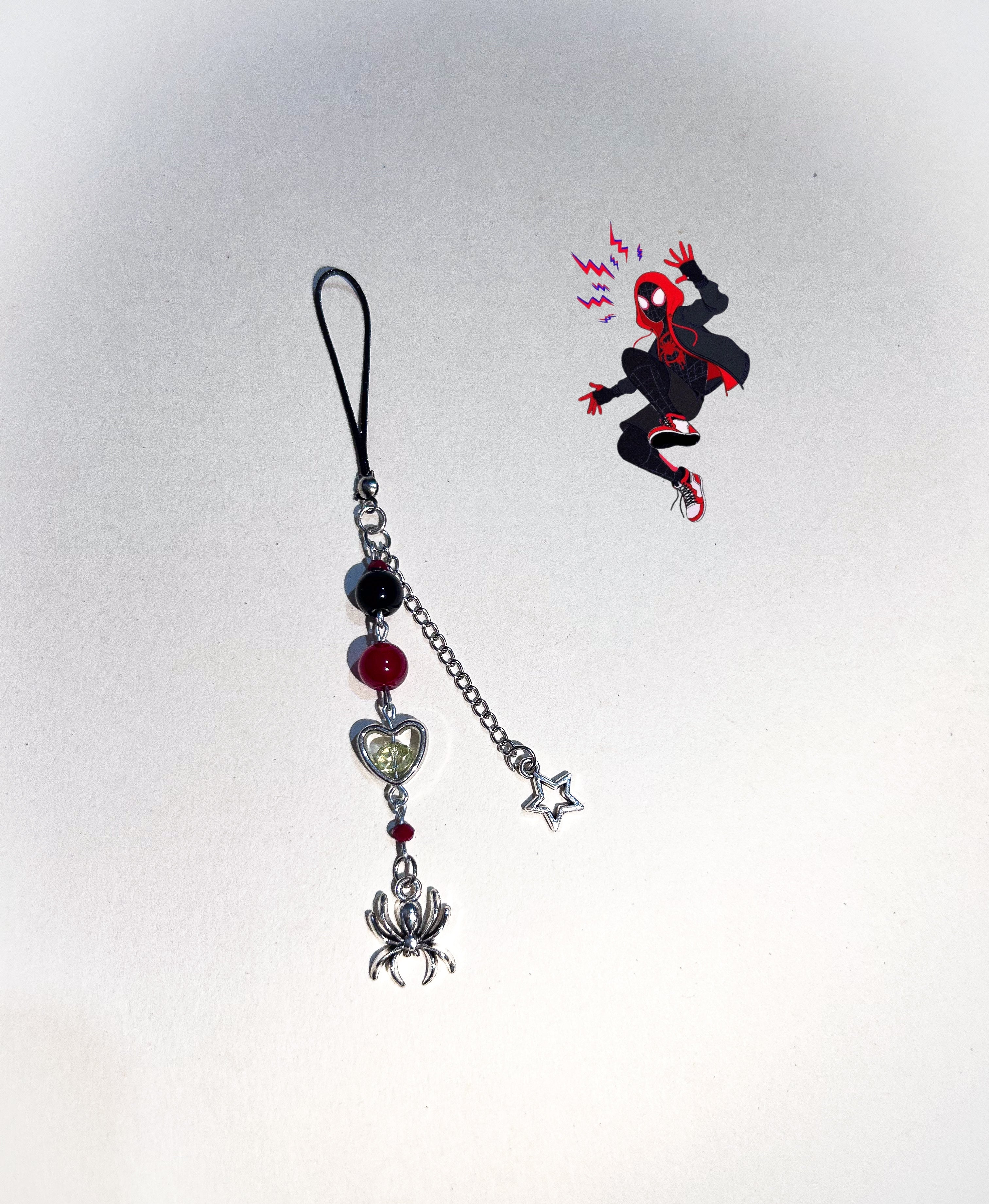SPIDERMAN & GWEN STACY PHONE CHARMS